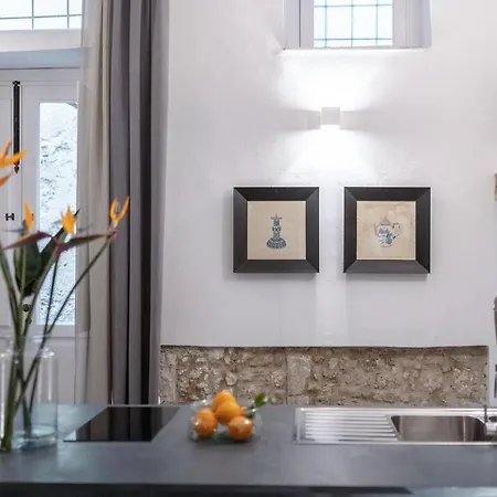 Cutali Apartment